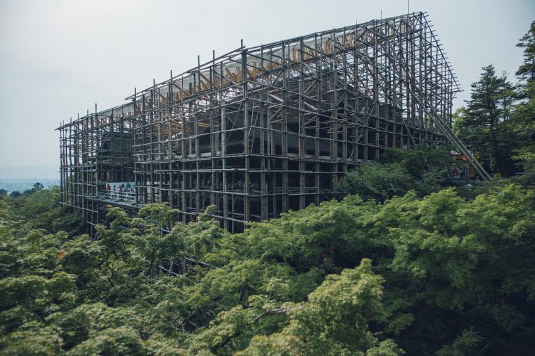 清水寺の懸造を支える木組み